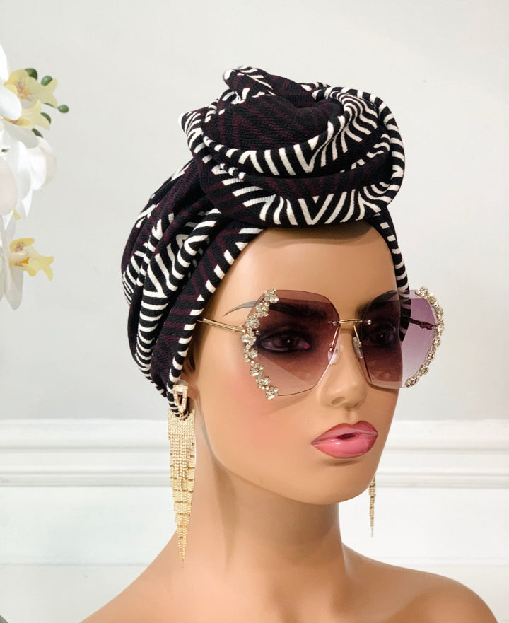 Flower-Design Turban - Stylish women's headwrap