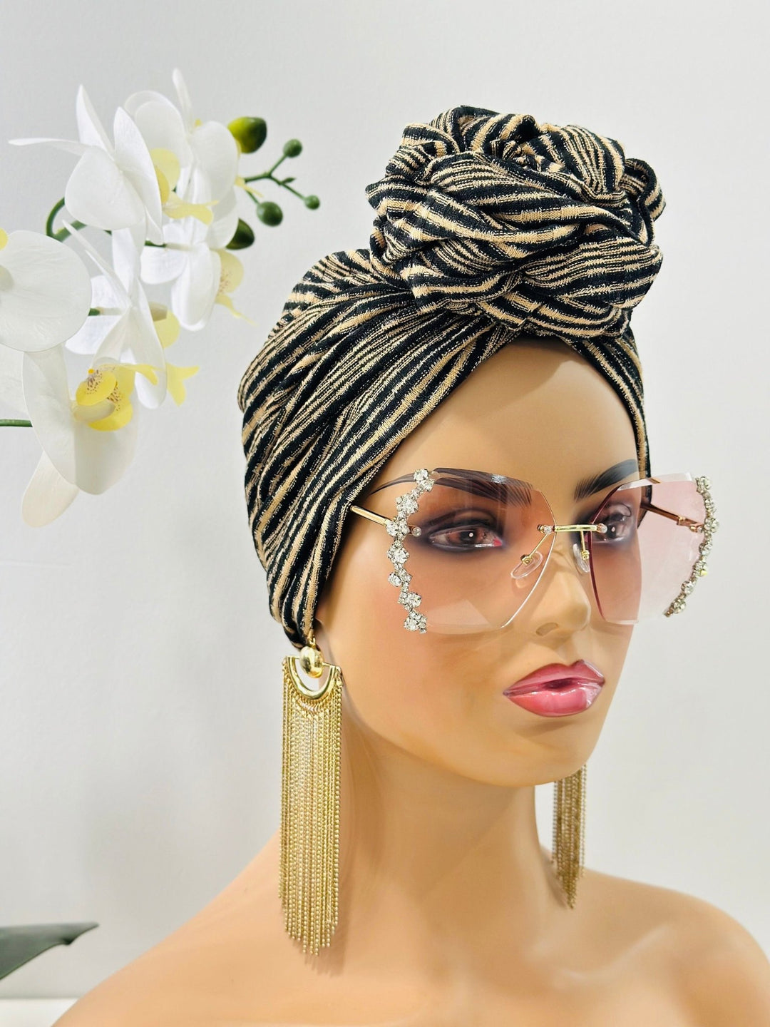 Flower-Design Turban - Stylish women's headwrap