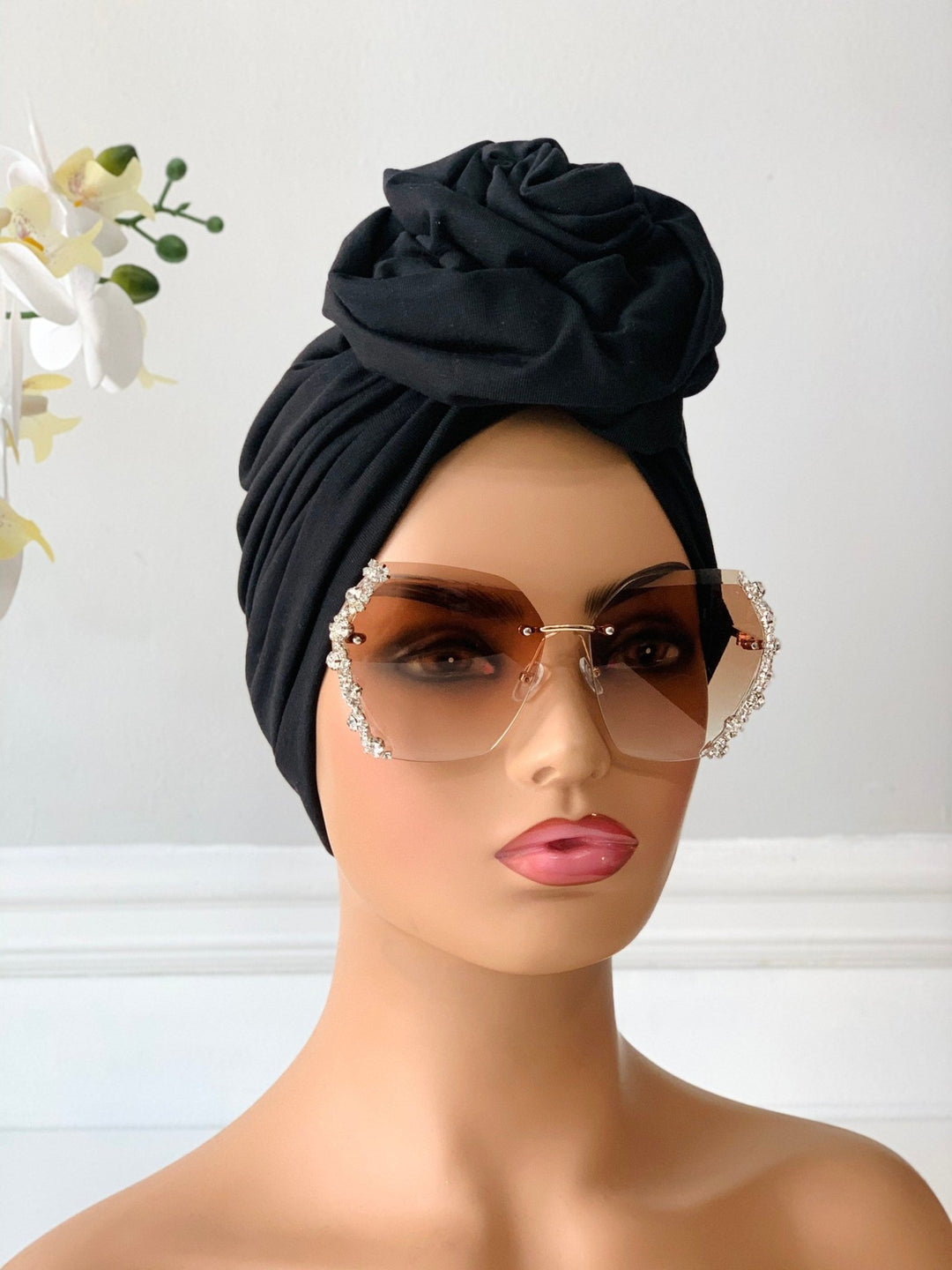 Mofe Pretied Flower-Design Turban - Mudvii